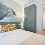 Lejlighed Sunny 2br Flat - Amzei Square - Amazing Terrace *