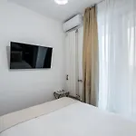Sunny 2br Flat - Amzei Square - Amazing Terrace Lejlighed Bukarest