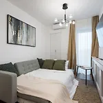 Lejlighed Sunny 2br Flat - Amzei Square - Amazing Terrace *