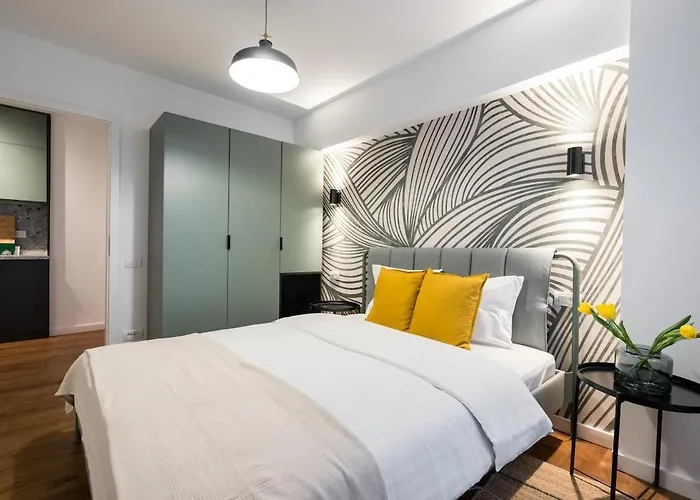 公寓 Sunny 2br Flat - Amzei Square - Amazing Terrace *
