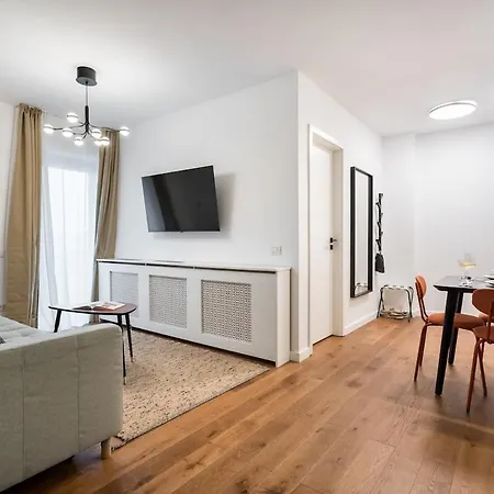 Sunny 2br Flat - Amzei Square - Amazing Terrace *