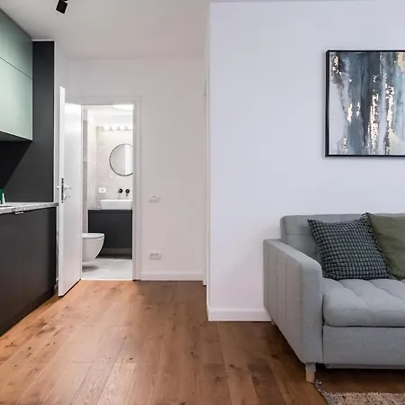 Sunny 2br Flat - Amzei Square - Amazing Terrace Appartamento *