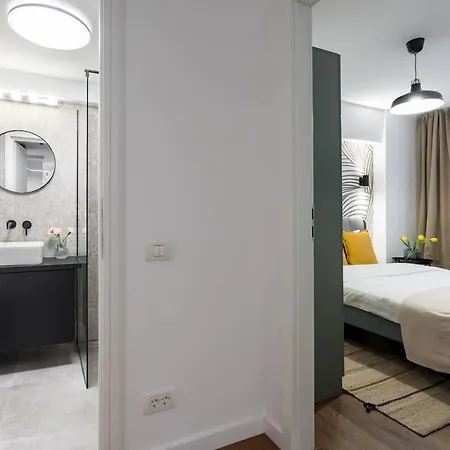 Sunny 2br Flat - Amzei Square - Amazing Terrace *