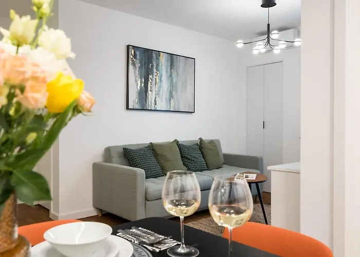 Sunny 2br Flat - Amzei Square - Amazing Terrace Apartman