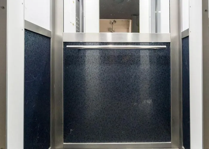 Apartman Sunny 2br Flat - Amzei Square - Amazing Terrace *