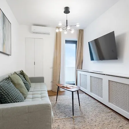 Διαμέρισμα Sunny 2br Flat - Amzei Square - Amazing Terrace
