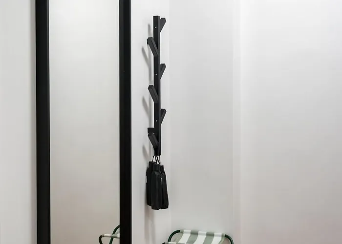 Sunny 2br Flat - Amzei Square - Amazing Terrace * Bükreş